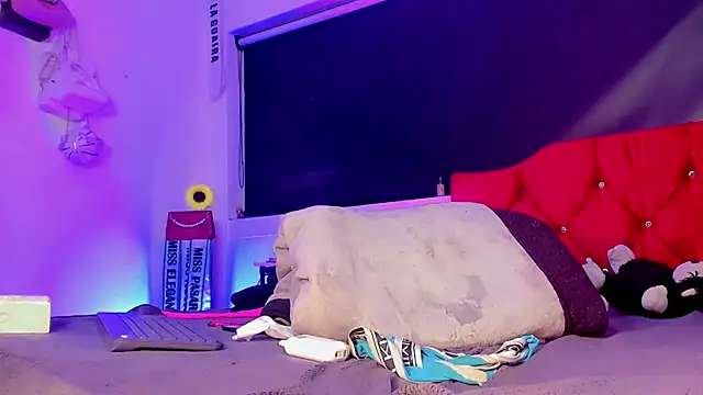 naomy__xx live sex cam