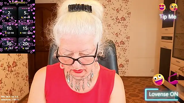 Maya_Mayflower live sex cam
