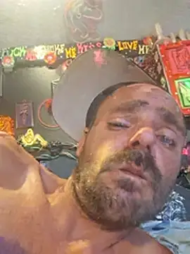 daddyandsplashqueen (Ask my age) - Flash titties