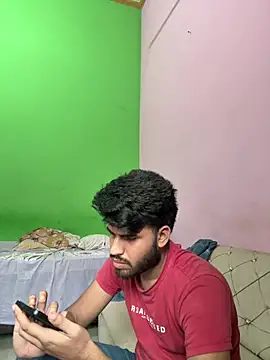 mastterrrr (M young) - Hot Cum 💦