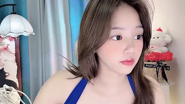 Xiaoxue689 live cam on StripChat