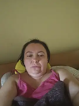 EmmaEmmy40 live cam on StripChat