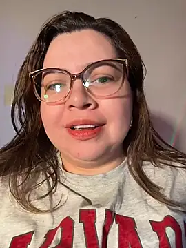 Just_caroline live cam on StripChat