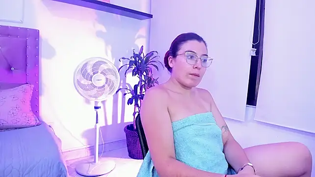 allison_mc live cam on StripChat
