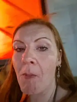 nakedgarbageperson live cam on StripChat
