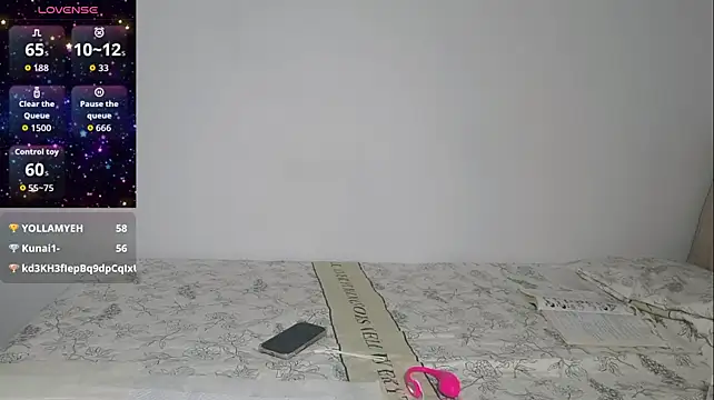-Yuko- live cam on StripChat