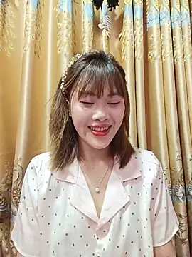 Lucky_lucky2k live cam on StripChat