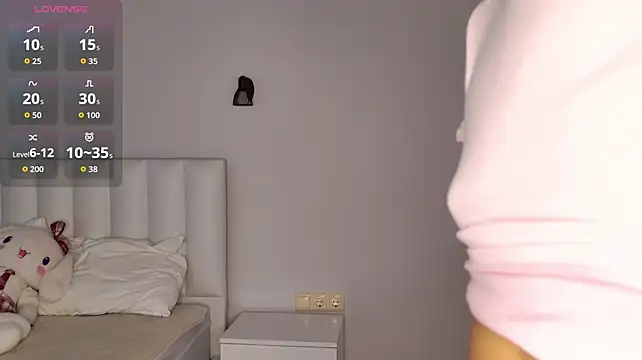 Mia_Syvelle live cam on StripChat