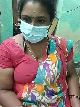 tamil-lakhmi (F young) - Buying iphone