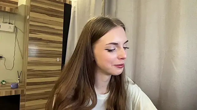 Mia_meowt's live stream