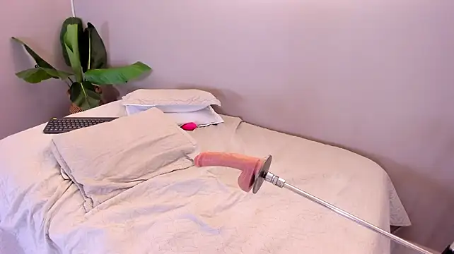 Luna_Tylor
