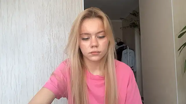 Glamorforyou live cam on StripChat