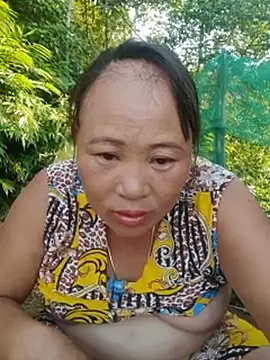 NyloveSquirt
