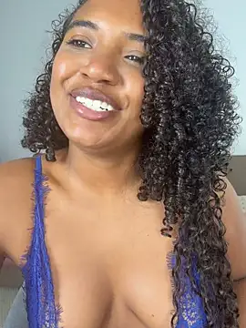 MilaTeenX live cam on StripChat