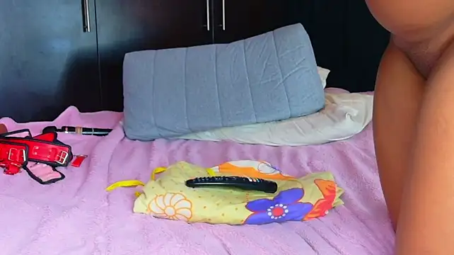 black-gem18 (F young) - Fuck big dildo and squirt
