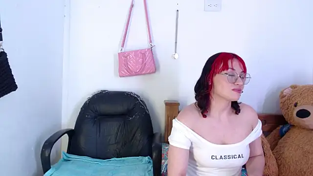 Kismet_Noir_ live cam on StripChat