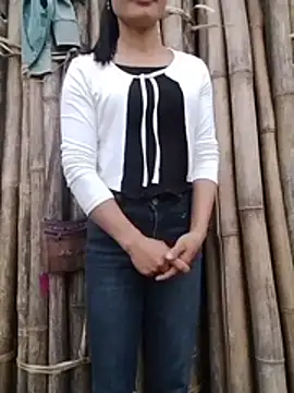 doggy-00 live cam on StripChat