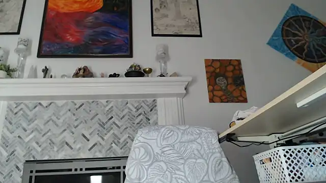 AuroraWillows live cam on StripChat