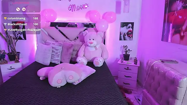 Karly_moon live cam on StripChat