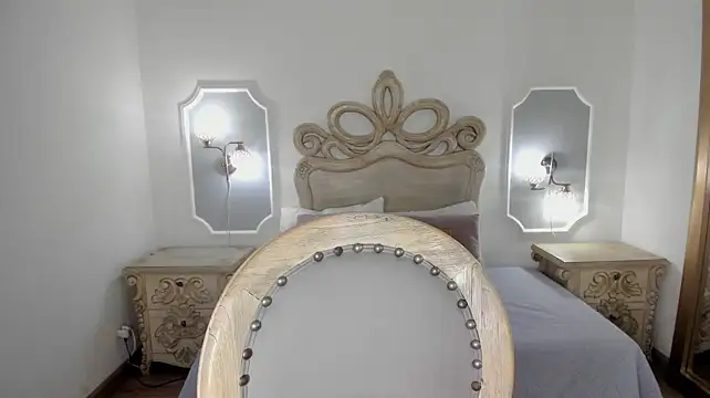 hade_miller live cam on StripChat