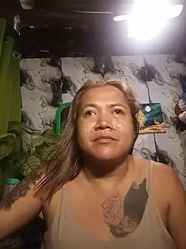 TabooSHOWgirl18 live cam on StripChat