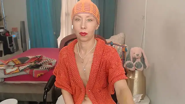 LuxuryNika live cam on StripChat