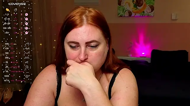Alicia_love00 live cam on StripChat
