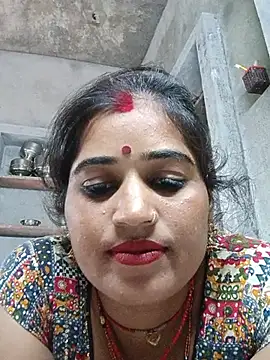 Hot_kamla