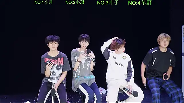 Badboy-001's live cam