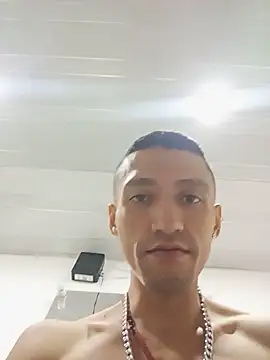 TuCanero23cm live cam on StripChat