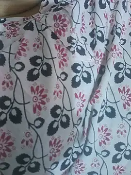 ravina_patil1 (F milf) - Kissing your lips