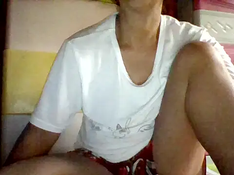 pinay4u69 live cam on StripChat