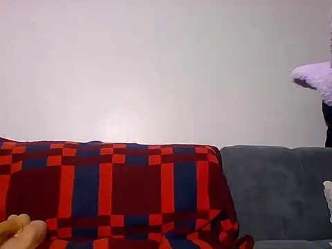 pretty_doll04 live cam on StripChat