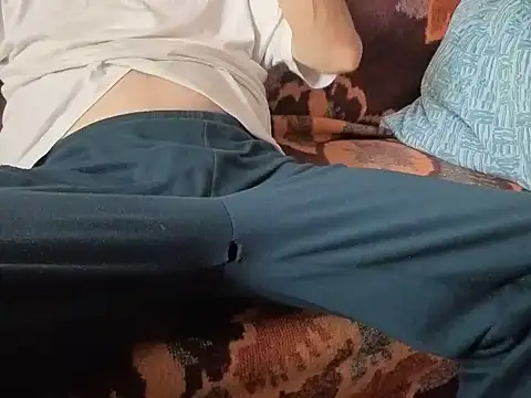 cumloverboyxx69 live cam