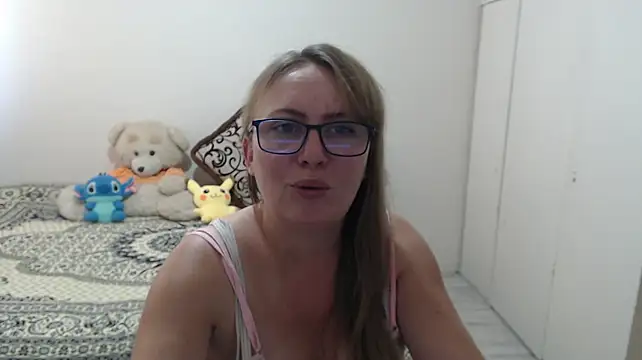 MargotLot live cam