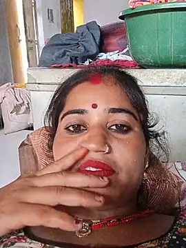 Hot_kamla