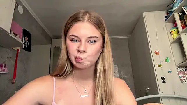 HoneysPiee