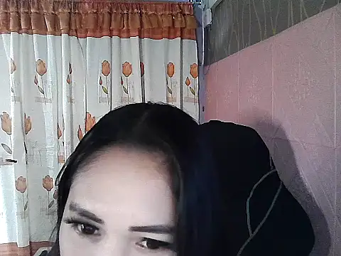 Cute4cumm live cam on StripChat