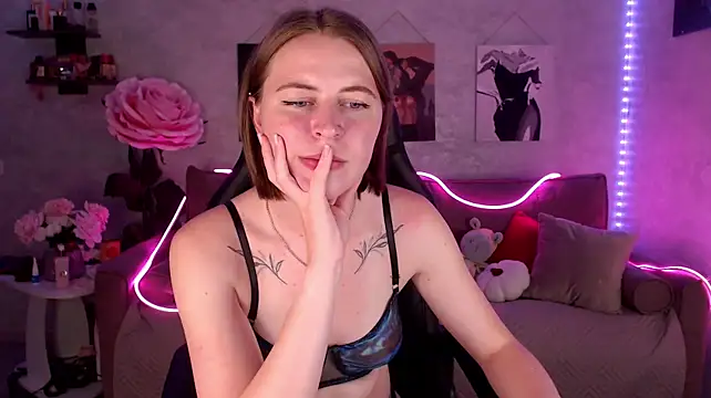 tiffany__burn (F young) - TOPLESS 5 MIN