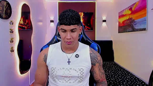 Damian_latinxxx live cam on StripChat