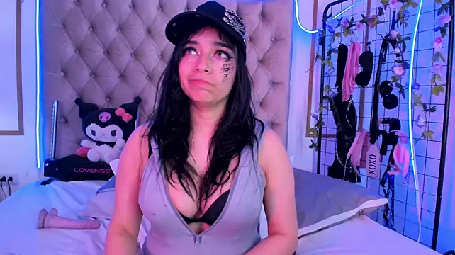 kira_Berry_