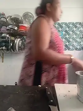 Hot-Tinaa