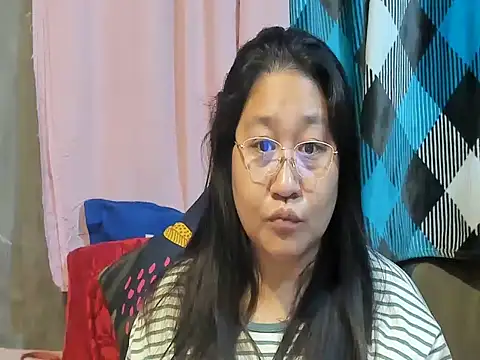 CHUBBY_ANGEL09 live cam on StripChat