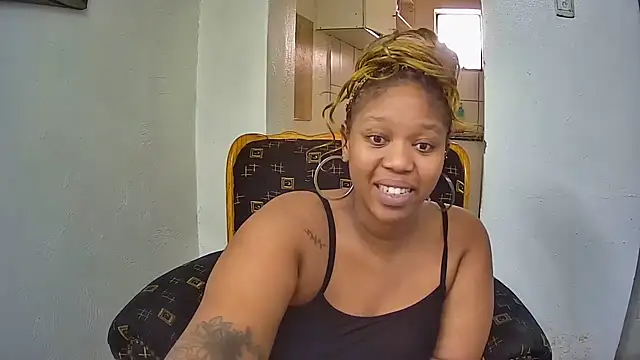GoldenPussyXOXO