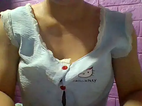Mimi18x live cam on StripChat