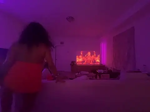 Mulaticamel live cam on StripChat
