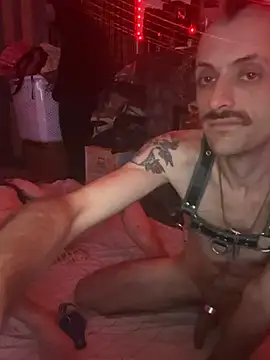 HarmoniousPhantasm3 live cam on StripChat