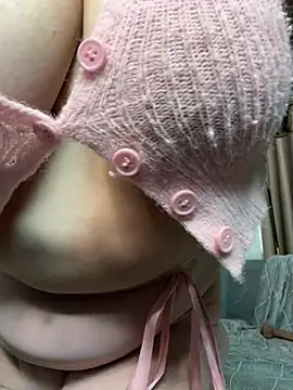 MomoRins live cam on StripChat
