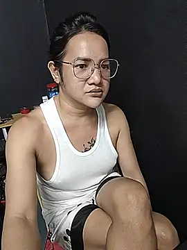 FallenLeafPh live cam on StripChat