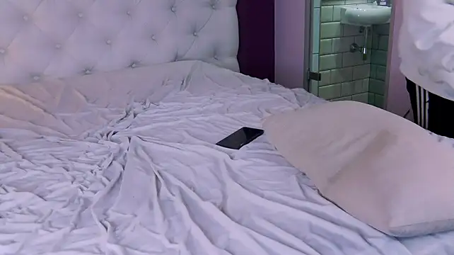 _AlexHot_ live cam on StripChat